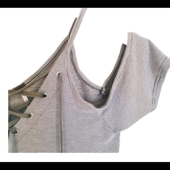 POOF! (Nordstrom) Cold Shoulder Mini Dress With Lace Up Detail Grey Stripe Large - Picture 7 of 13